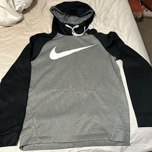 nike dri-fit hoodie